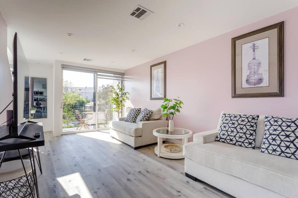Сasa de vacaciones Stunning Hollywood Townhouse With Sunny Views *