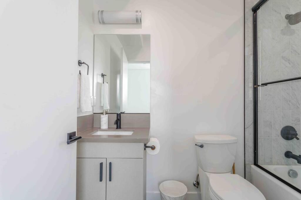Сasa de vacaciones Stunning Hollywood Townhouse With Sunny Views Los Ángeles