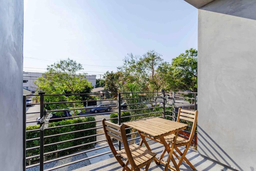 Stunning Hollywood Townhouse With Sunny Views * Los Ángeles